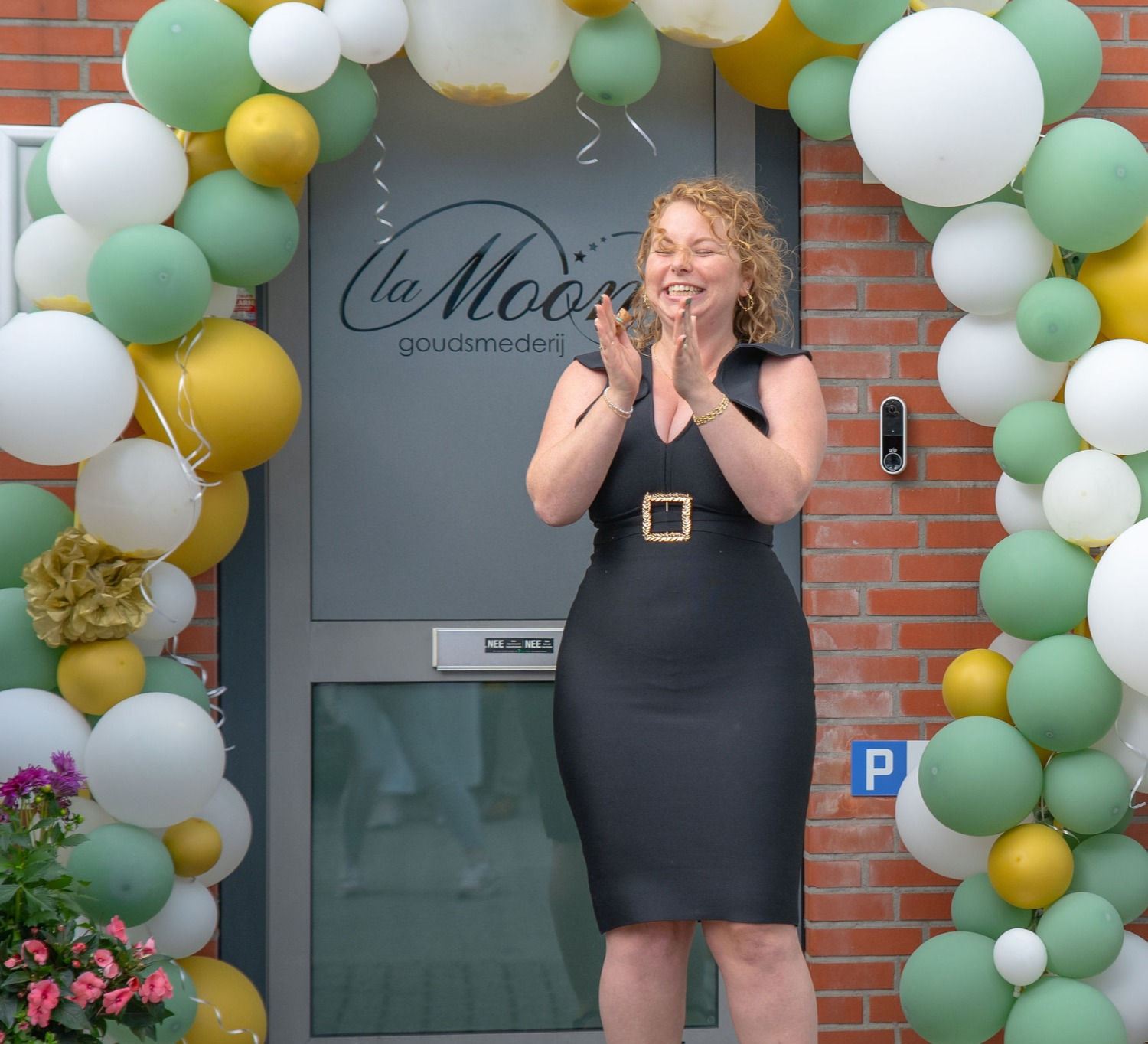 Sieraden uit de collectie uitgestald